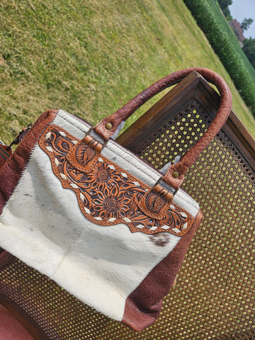 Buck Stitch Hang Tooled Bag